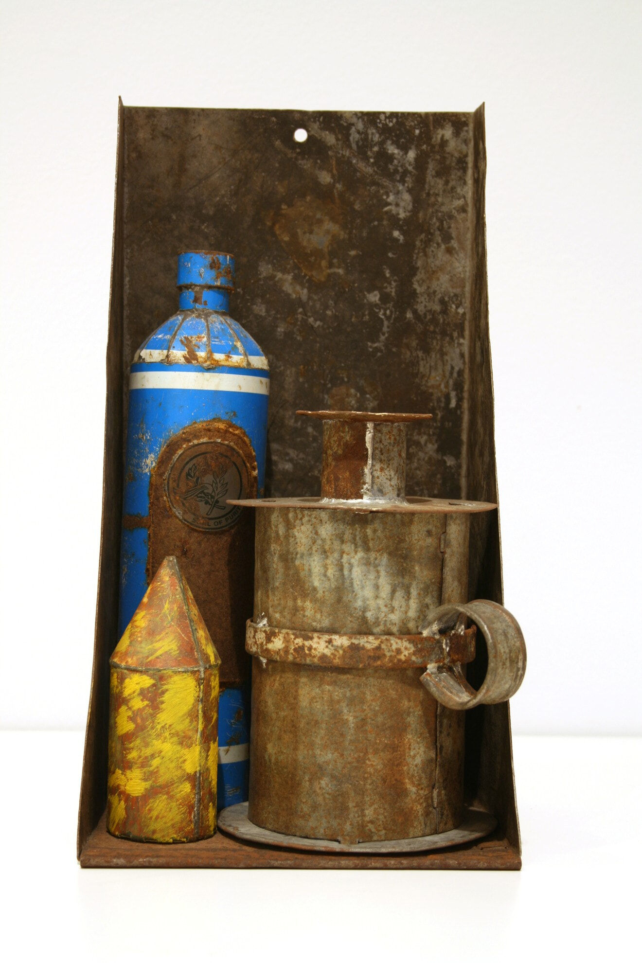 1993-Corner-shelf-still-life-Galvanised-iron-tin-solder-oil-paint-QUT-Collection-Photo-Courtsey-of-QUT-1-1320x1980