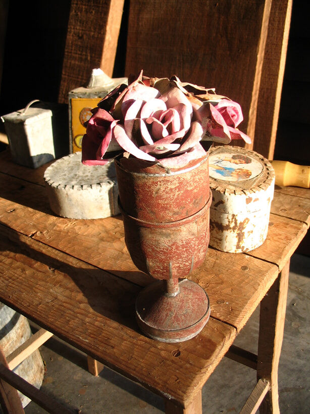 1994-Close-up-still-life-objects-recycled-tin-paint-wood-table-1